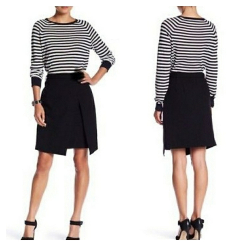 AMANDA + CHELSEA Black Split Front Skirt With Belt 2 (X-Small)